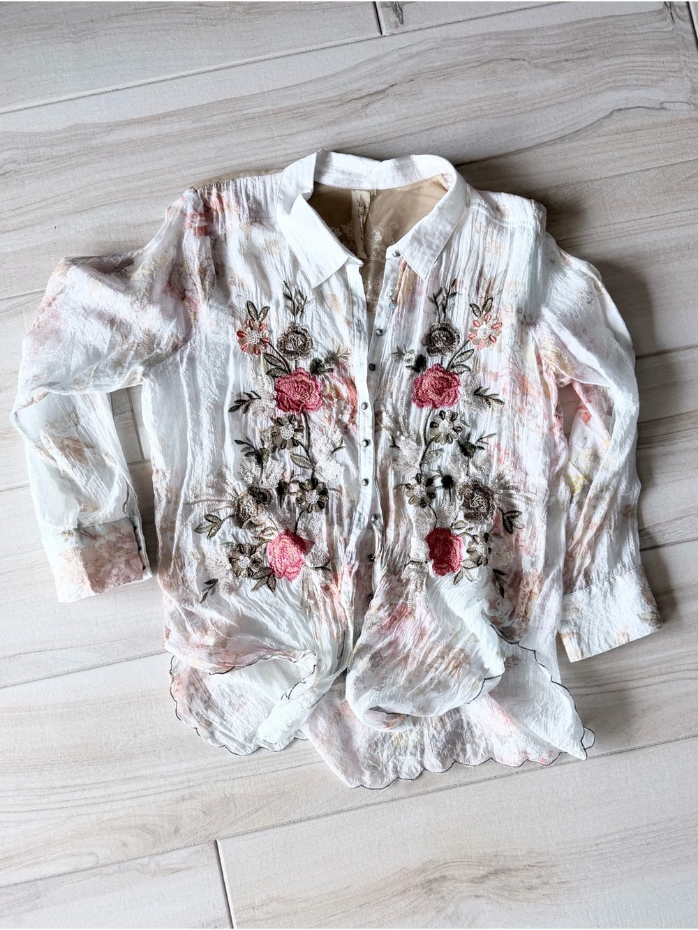 Aratta Silent Journey boho Embroidered Floral Button-Front Women's Top